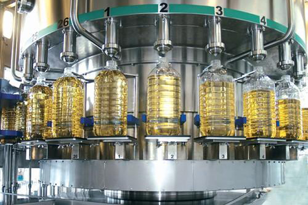 La demanda del mercado de aceite comestible impulsa el desarrollo de la máquina de llenado de aceite