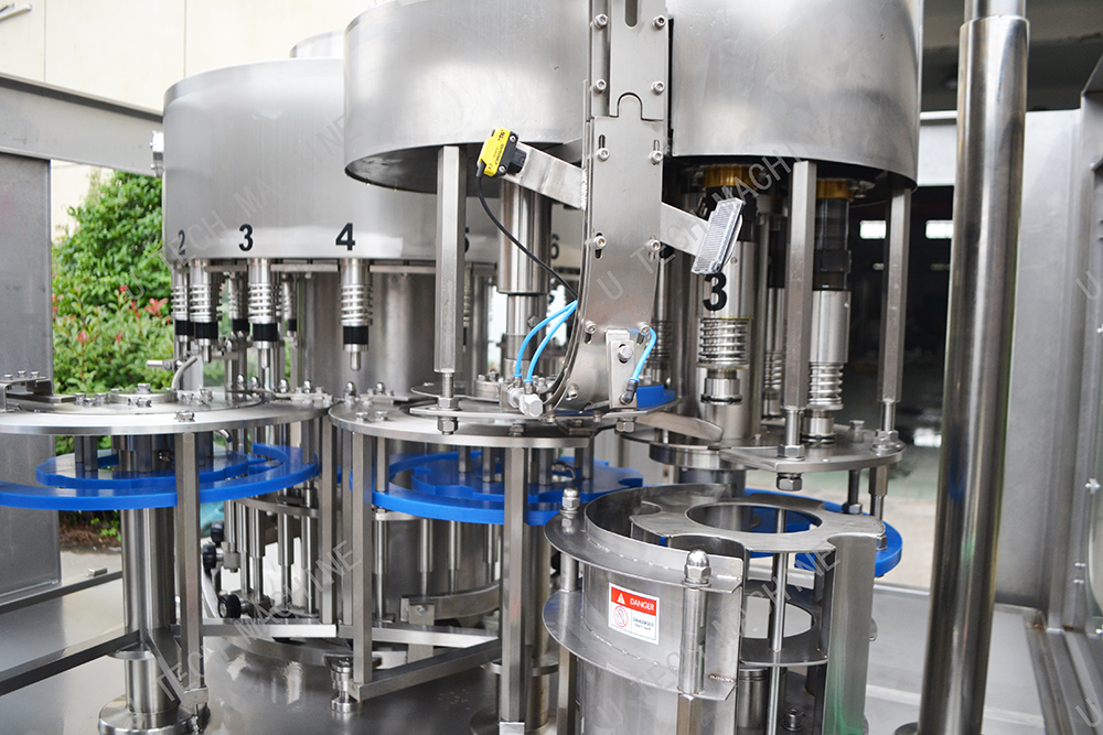 Máquina de llenado automática de aceite de cocina 5000BPH