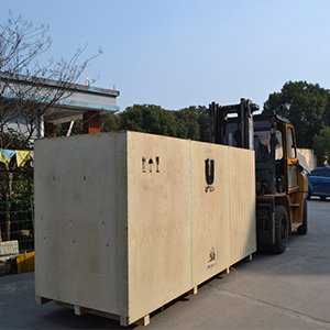 Llenadora de agua y llenadora de vasos de Utech Factory a Arabia Saudita