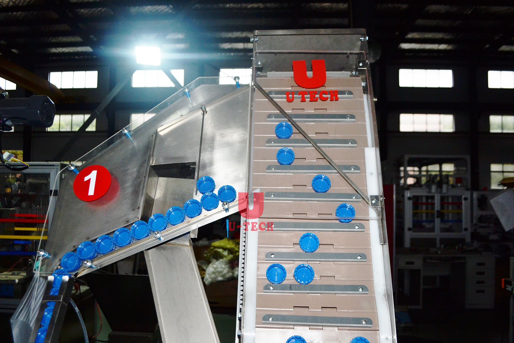 Máquina automática de revestimiento de tapas