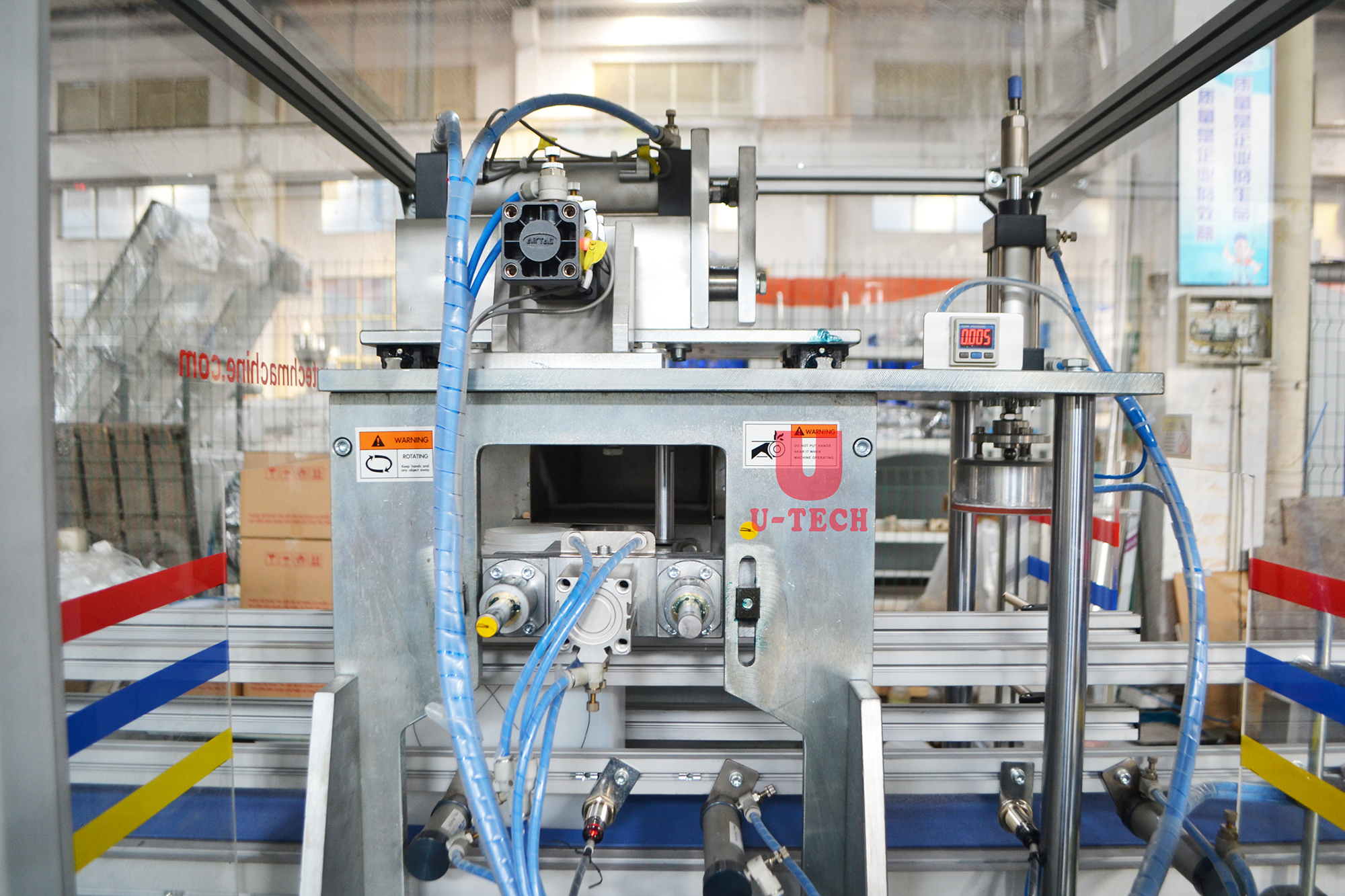 Máquina automática de corte y recorte de cuello de botella